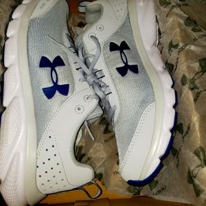 Unde Armour Size 8.5 New in a Box
